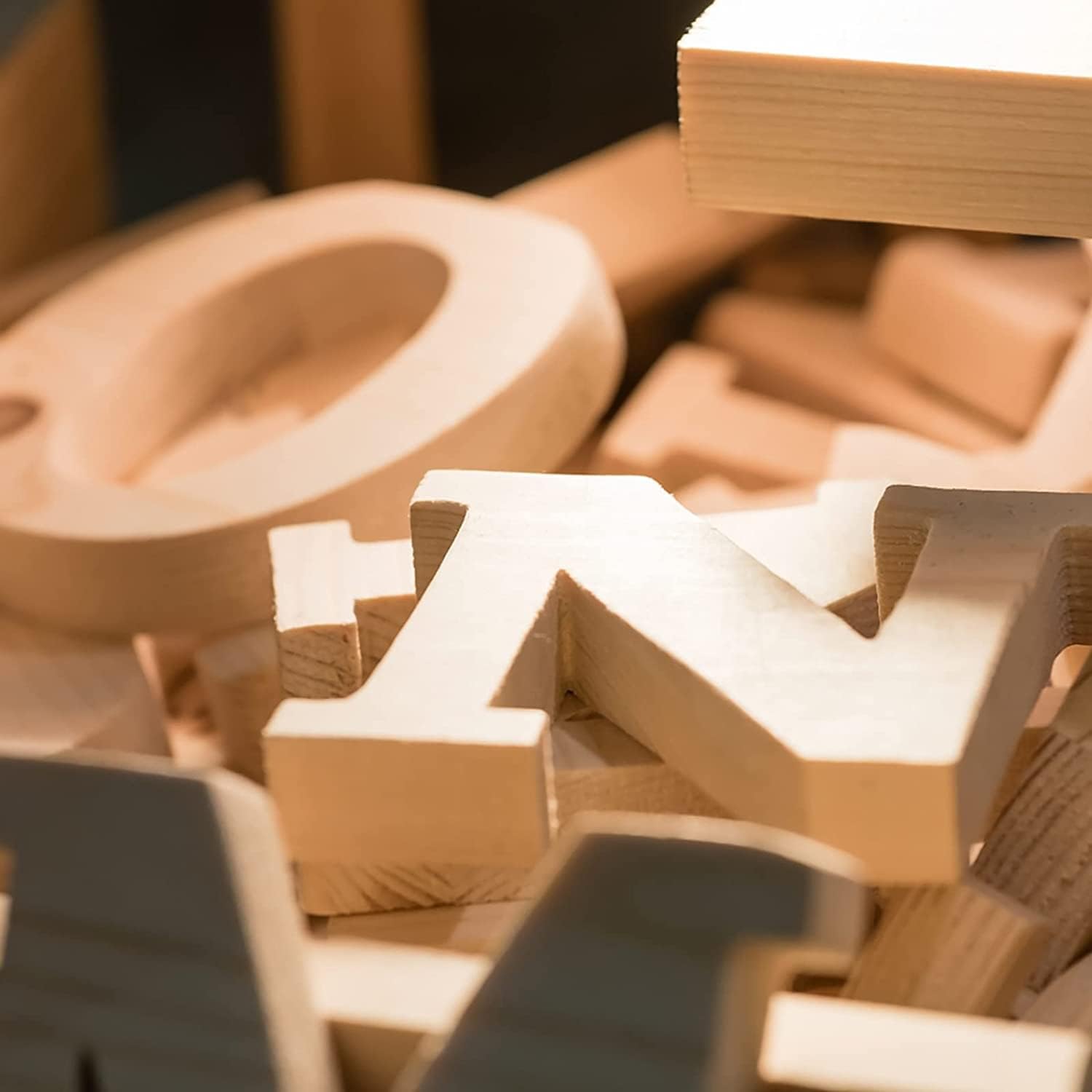 12 bloques de tallado de tilo, bloques de madera sin terminar de 4 x 4 x 1 pulgada para tallar, cubos de madera maciza suave para principiantes o
