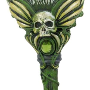 Ebros Gift Absenta de hadas bohemia parisina La Fee Verte cráneo con gema verde y tallo de vid Copa de vino Cáliz de vidrio Osario Macabra Accent Ebros Gift Absenta de hadas bohemia parisina La Fee Verte cráneo con gema verde y tallo de vid Copa de vino Cáliz de vidrio Osario Macabra Accent