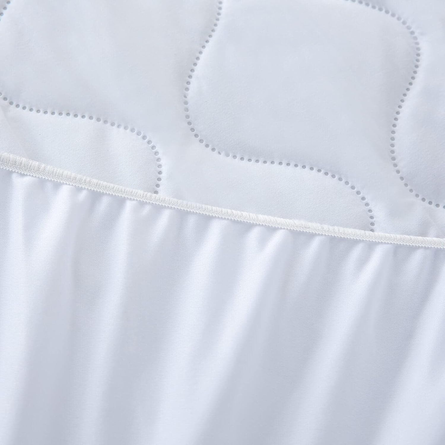 Paquete de 2 protectores de colchón impermeables para cuna de 28 x 52 o 52 x 27 pulgadas, funda de colchón acolchada ultrasónica suave para bebé