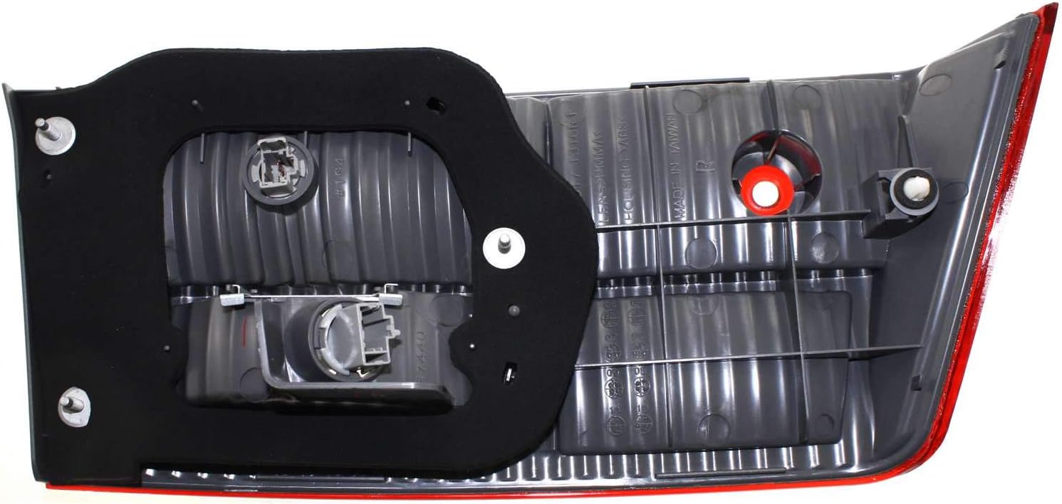 Garage-Pro Luz trasera para Honda ACCORD 03-05 RH Inner Assembly Sedan