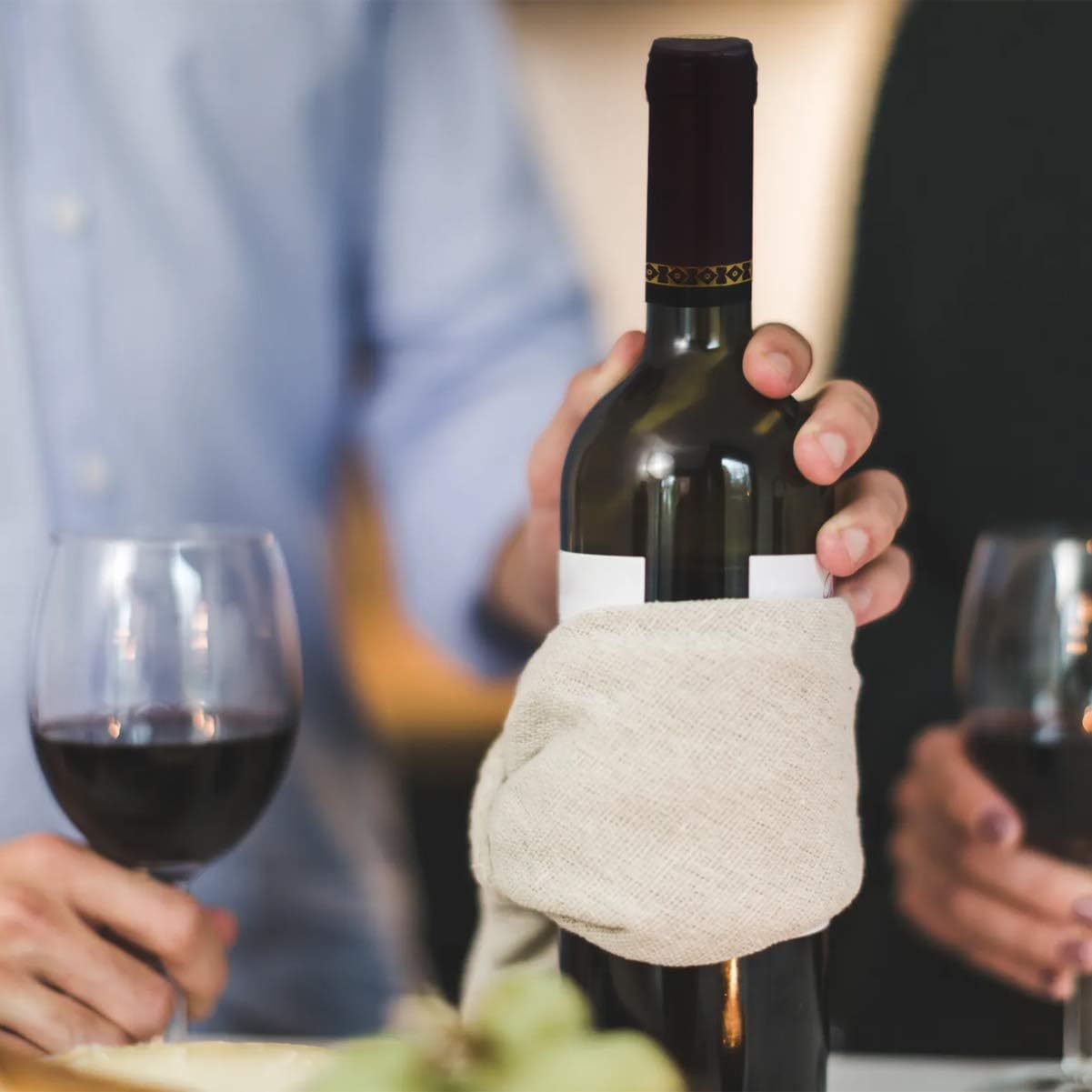 Luxshiny 100 cápsulas retráctiles para botellas de vino, tapón de botella de vino, tapa de botella de vino, tapa para botella de vino (color negro)