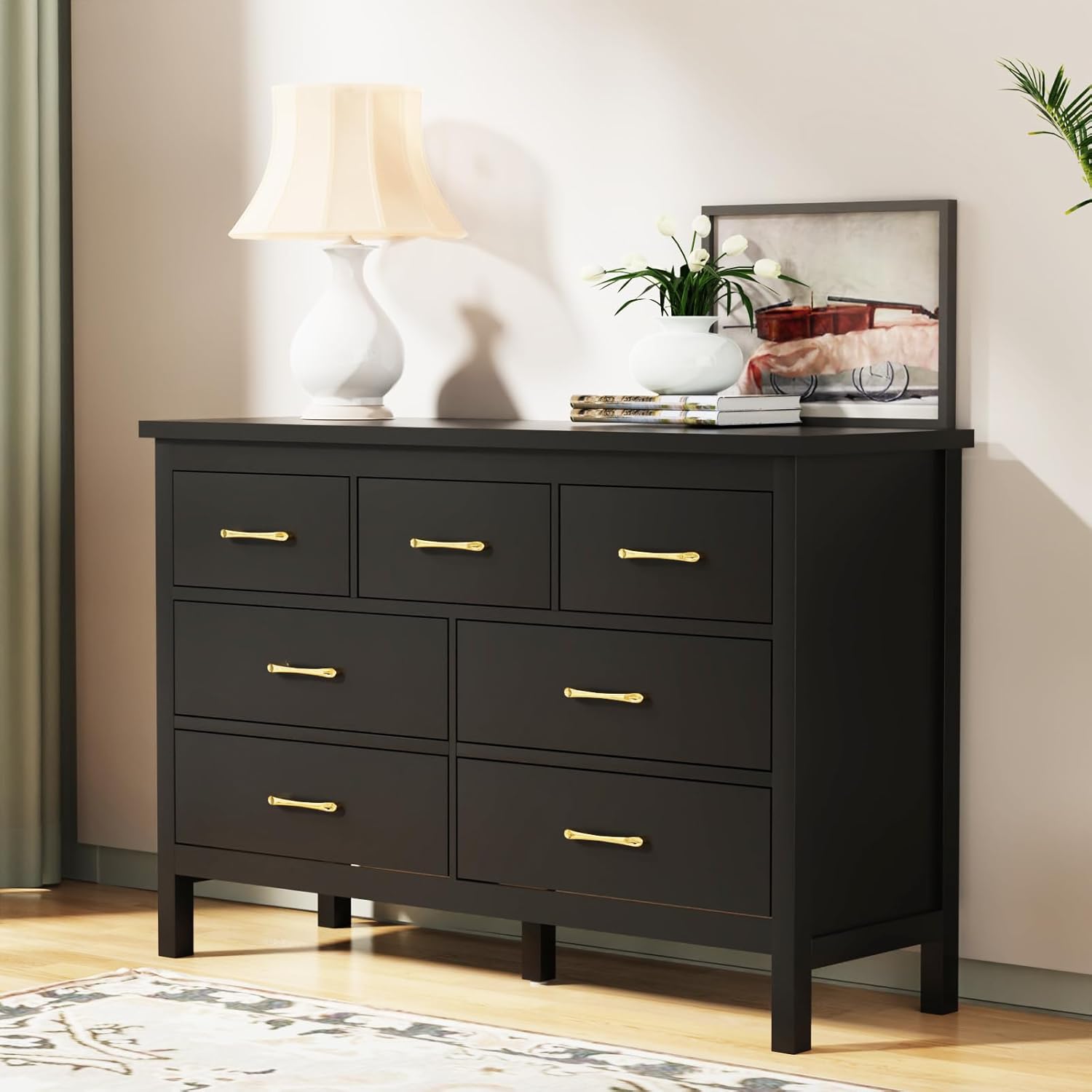Cómoda negra, cómoda de 7 cajones con asas de metal doradas, baúl de almacenamiento de madera, cómoda moderna para dormitorio