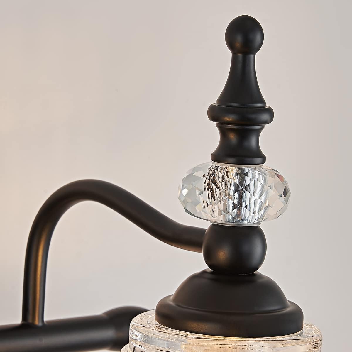 Lámpara de tocador de 4 luces, iluminación de baño, superficie negra pintada con pantalla de cristal grueso, luz de tocador vintage para baño