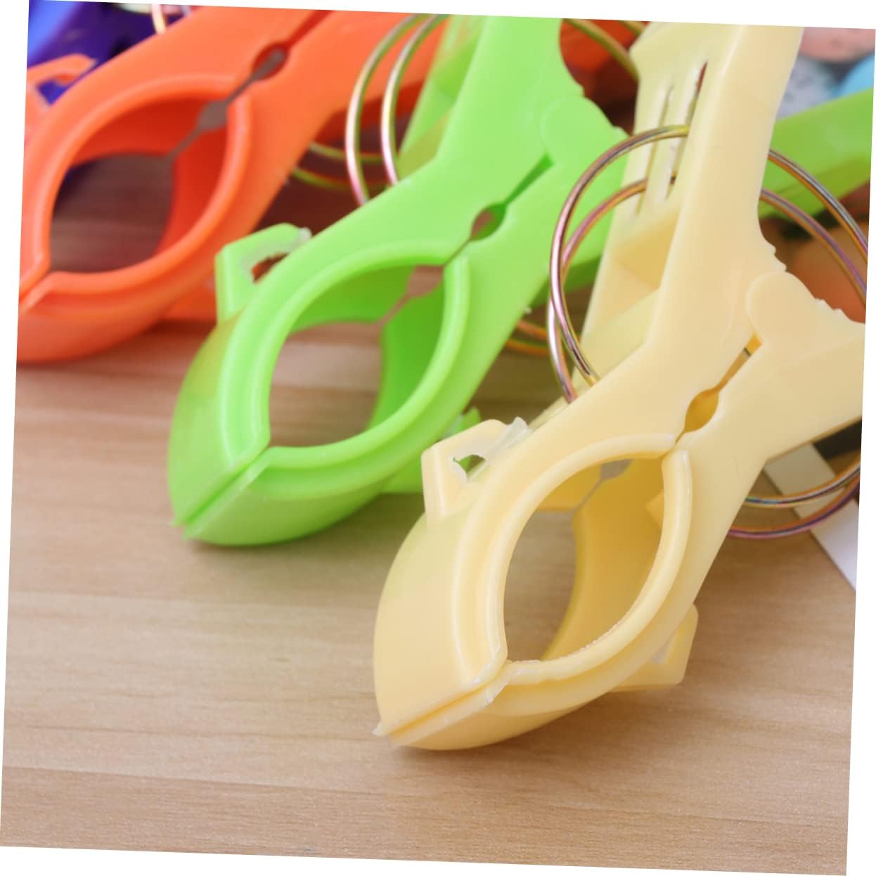 Cabilock Pinzas para toallas de playa, pinzas de plástico para toallas de playa, pinzas de plástico para toallas de playa, colcha de playa, clips de