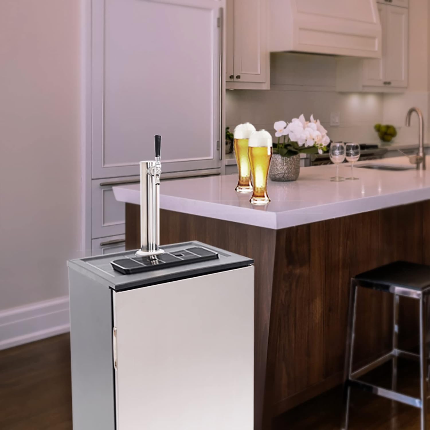 BHTOP Kegerator, dispensador de cerveza de barril, enfriador de bebidas de acero inoxidable, cilindro de CO2 montado, control de temperatura,