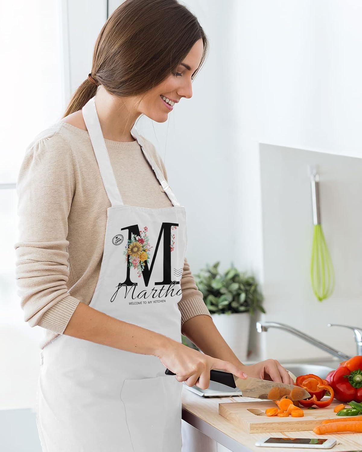 Delantales personalizados para mujer, diseño de letra inicial floral, delantal personalizado, delantal de chef ajustable con 2 bolsillos