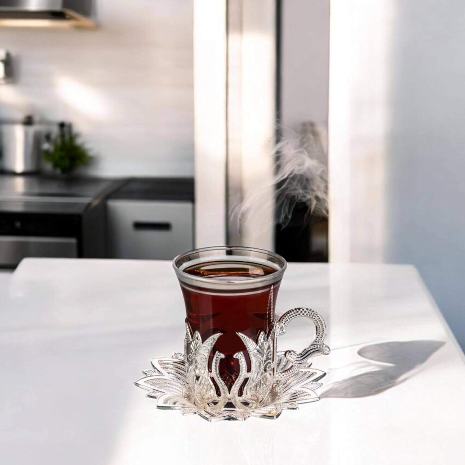 LaModaHome Vasos de té turco vintage hechos a mano con platillo y soportes, tazas otomanas y árabes, juego de 6 para servir, invitados, té, cena,