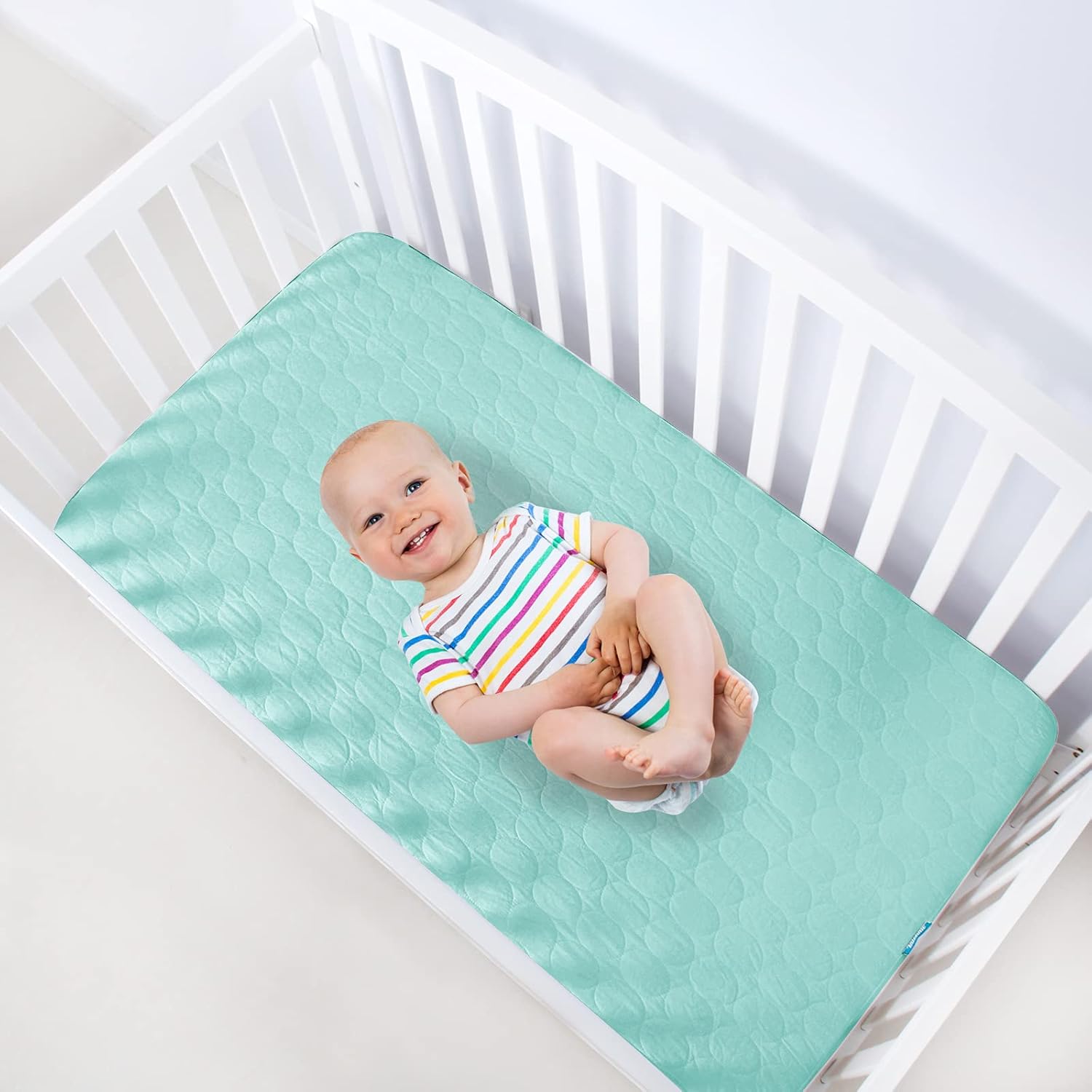 Paquete de 2 protectores de colchón para cuna, impermeables, acolchadas, ajustables, absorbentes y silenciosas, para cama de bebé (52 x 28