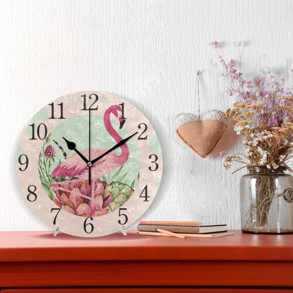 SUABO Hello Flamingos – Reloj de pared redondo rosa con números arábigos, para sala de estar, baño, decoración del hogar