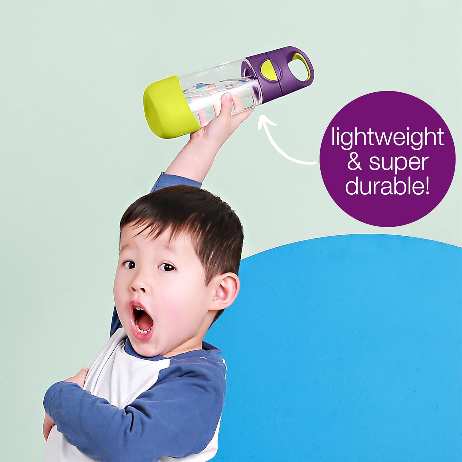 b.box Botella de agua de Tritan de 20 onzas  Botella de agua grande y moderna con popote abatible para niños, a prueba de derrames, sin BPA (Passion