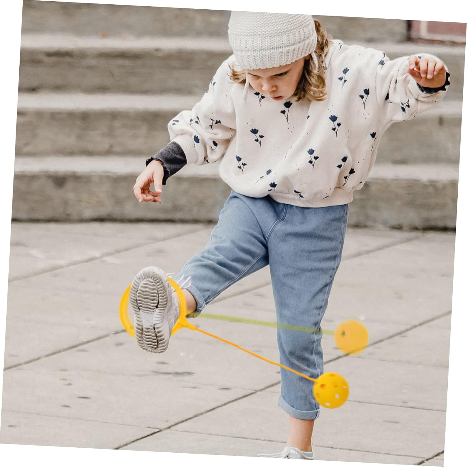 BESPORTBLE Bola que rebota para niños, anillo de juguetes deportivos para niños, cuerda de saltar para interiores, juguetes para niños