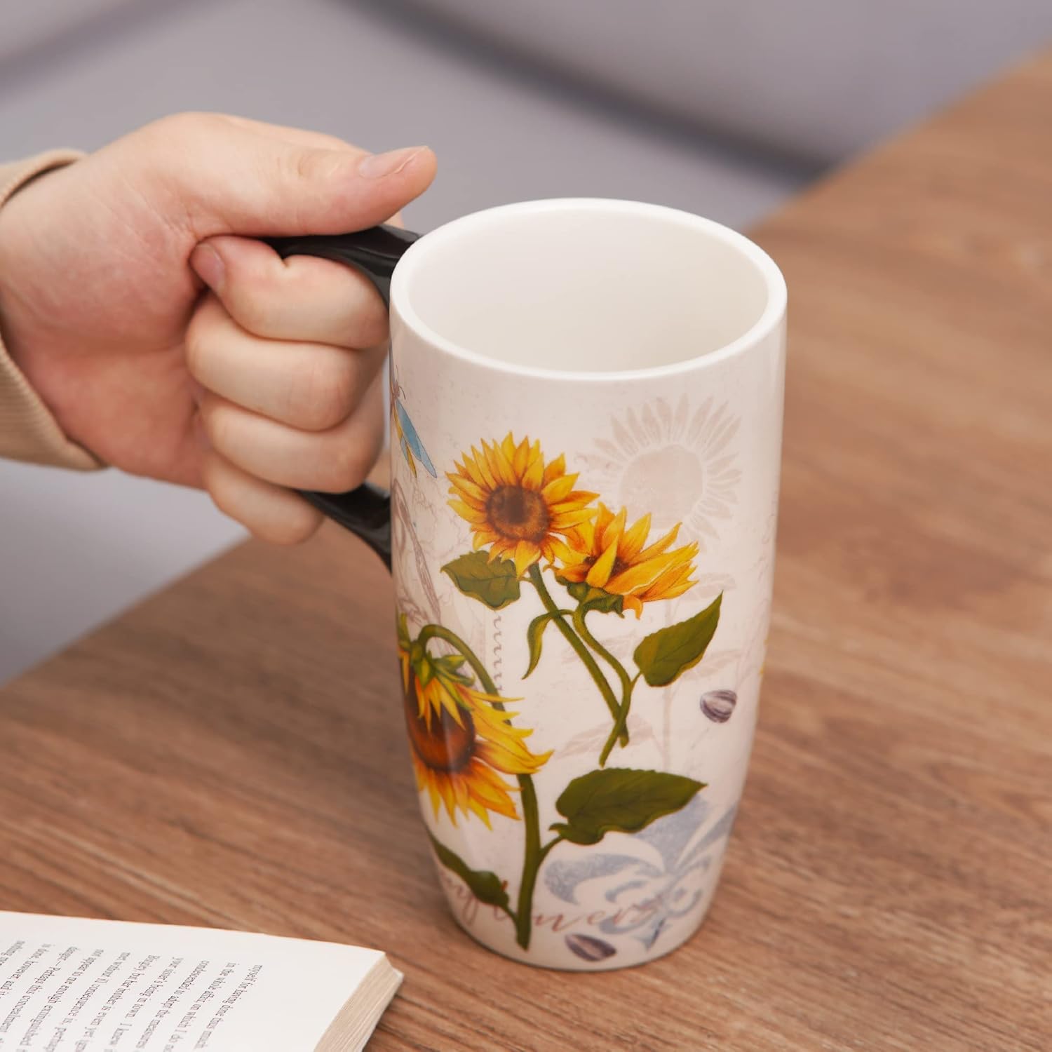 DUSVALLY Taza de café de cerámica con tapa, taza de té de latte de porcelana con asa 16.9 fl oz17 oz, girasol, regalos para mamá