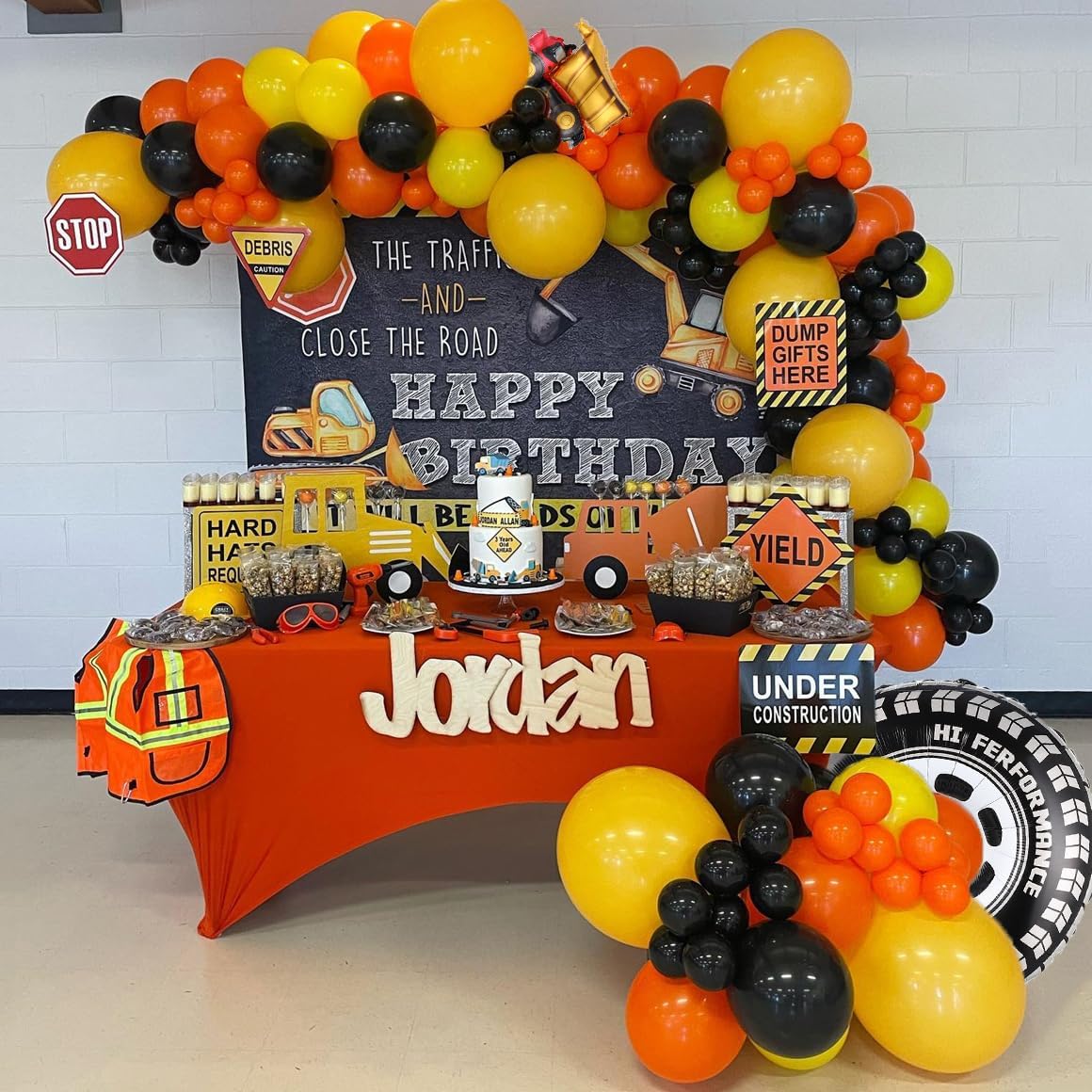 Kit de arco de guirnalda de globos de construcción de 134 piezas, globos de aluminio de rueda grande de camión, globos de aluminio negro, amarillo y
