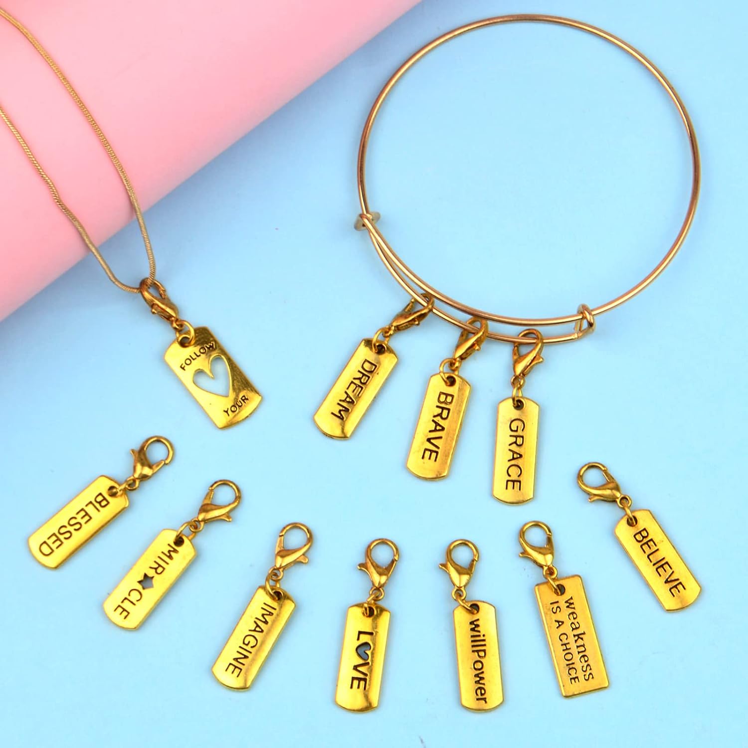 24 dijes dorados antiguos con clip de inspiración grabados con palabras motivacionales con cierre de langosta para hacer joyas, accesorios de