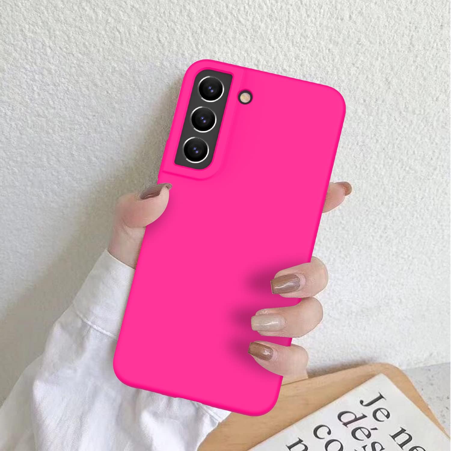DEENAKIN Funda de silicona para Samsung Galaxy S22, suave y sedosa con forro de microfibra suave, funda protectora delgada para Samsung Galaxy S22,