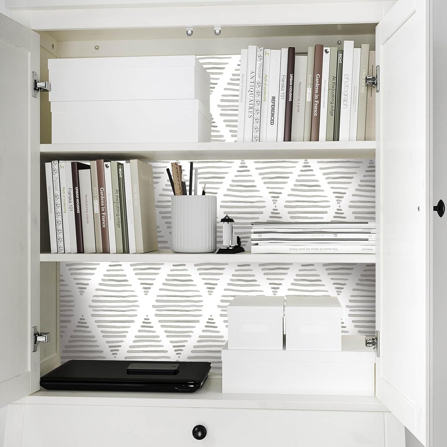 Papel tapiz blanco y gris plateado de 17.7 x 300 pulgadas, papel de contacto moderno a rayas, papel de pared de rombos, papel de vinilo para