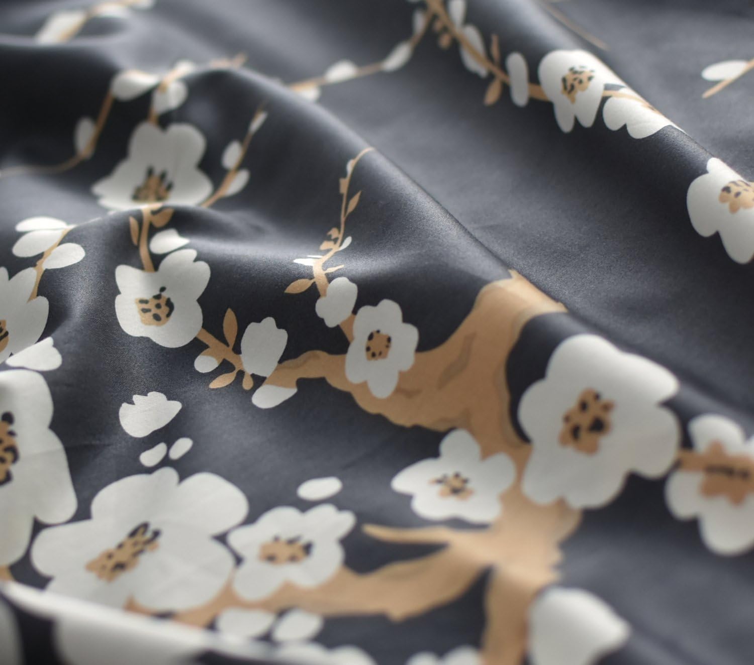 Eikei Juego de ropa de cama de 3 piezas con estampado de ramas florales de flores rojas cerezo estilo oriental japonés, 300 hilos (King, carbón)