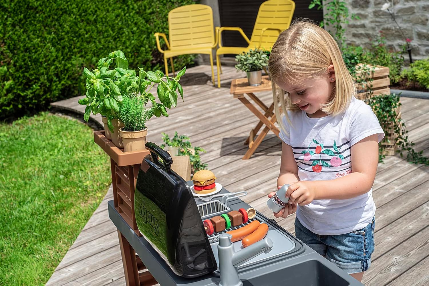 Smoby Cocina de jardín – Juego de 43 accesorios para exteriores, para niños a partir de 3 años, parrilla con llamas mágicas retráctiles, freidora y