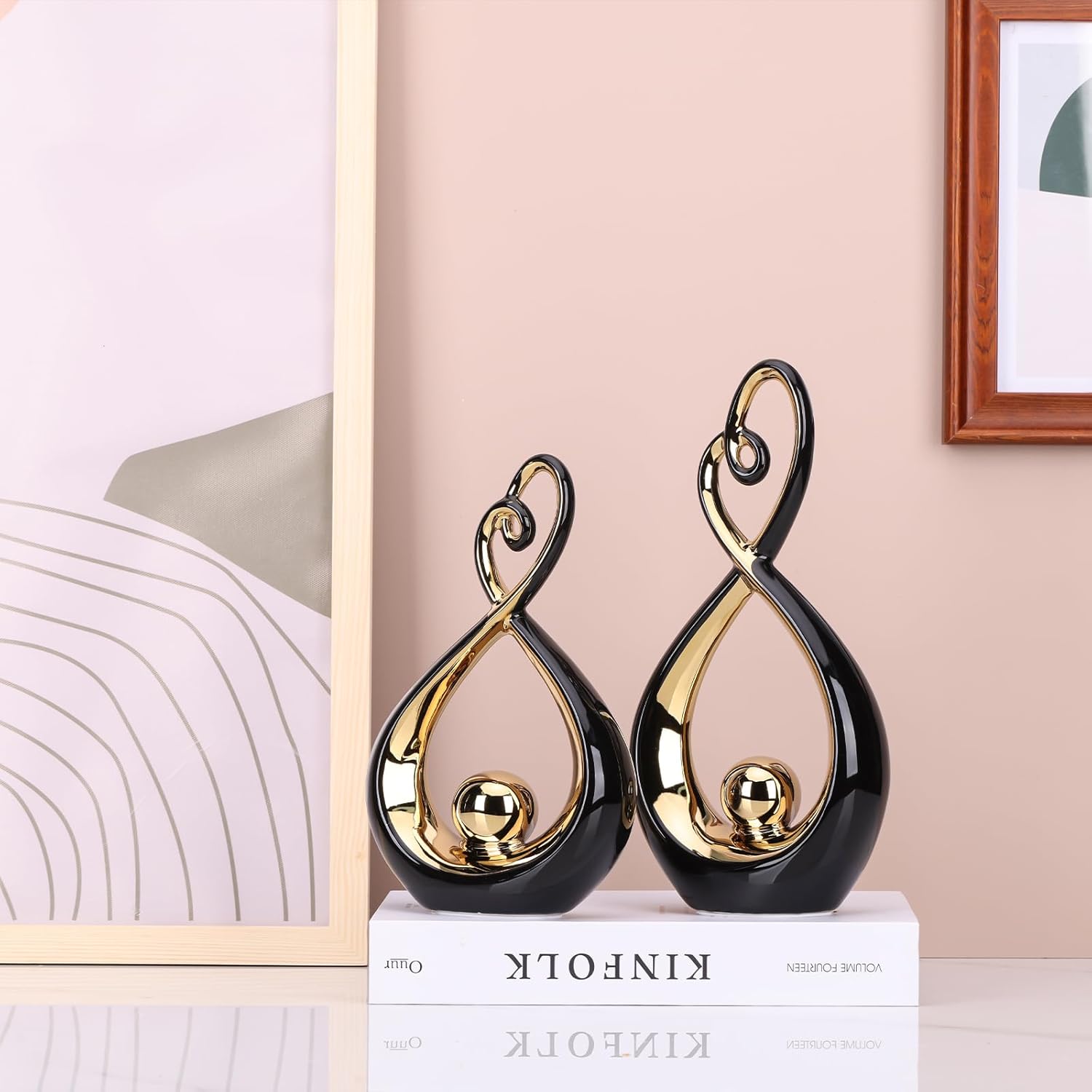Acento decorativo negro, arte de porcelana de mediados de siglo, decoración moderna en negro y dorado y centros de mesa negros para mesas, escultura