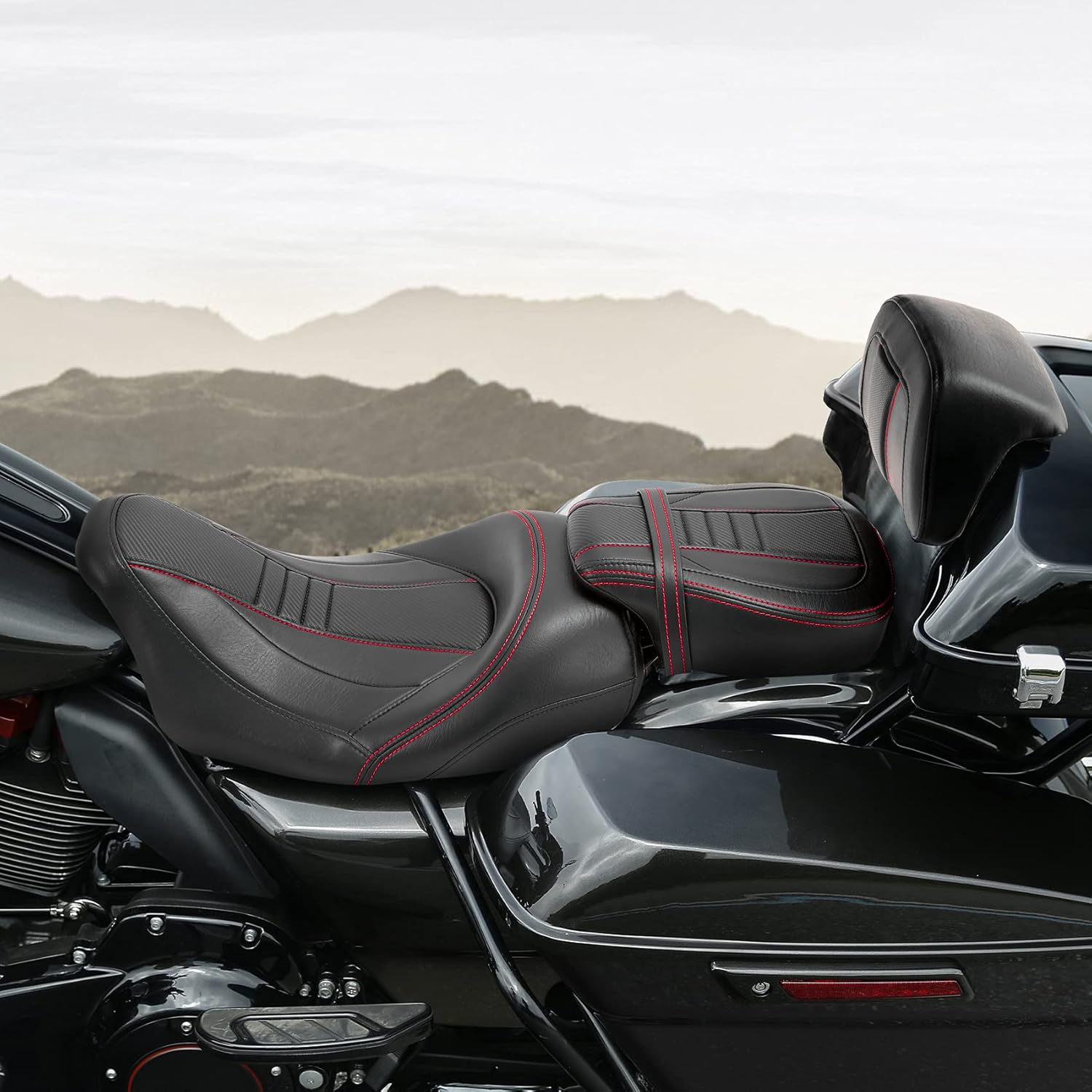 TCT-MOTORPARTS Asiento de pasajero de perfil bajo con respaldo cortado para Harley Tour Pak Touring Road King 2014-2023 (negro + rojo)