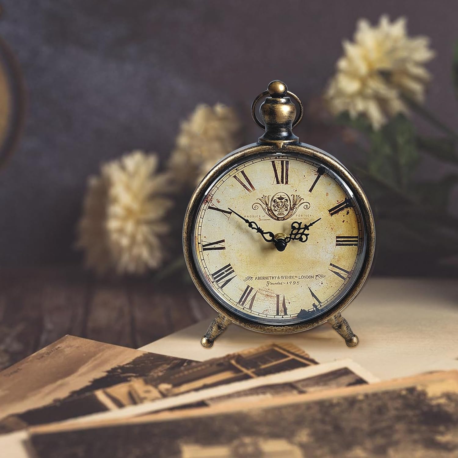 HZDHCLH Reloj de mesa vintage, funciona con pilas, reloj de repisa retro para sala de estar, chimenea, reloj de escritorio de metal silencioso,