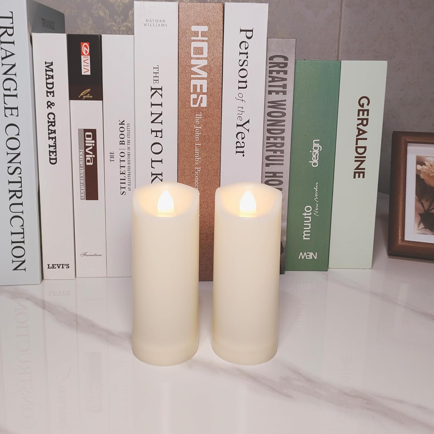 iZAN Paquete de 2 velas LED sin llama a pilas con control remoto para exteriores, impermeables, parpadeantes, luces decorativas para Halloween,