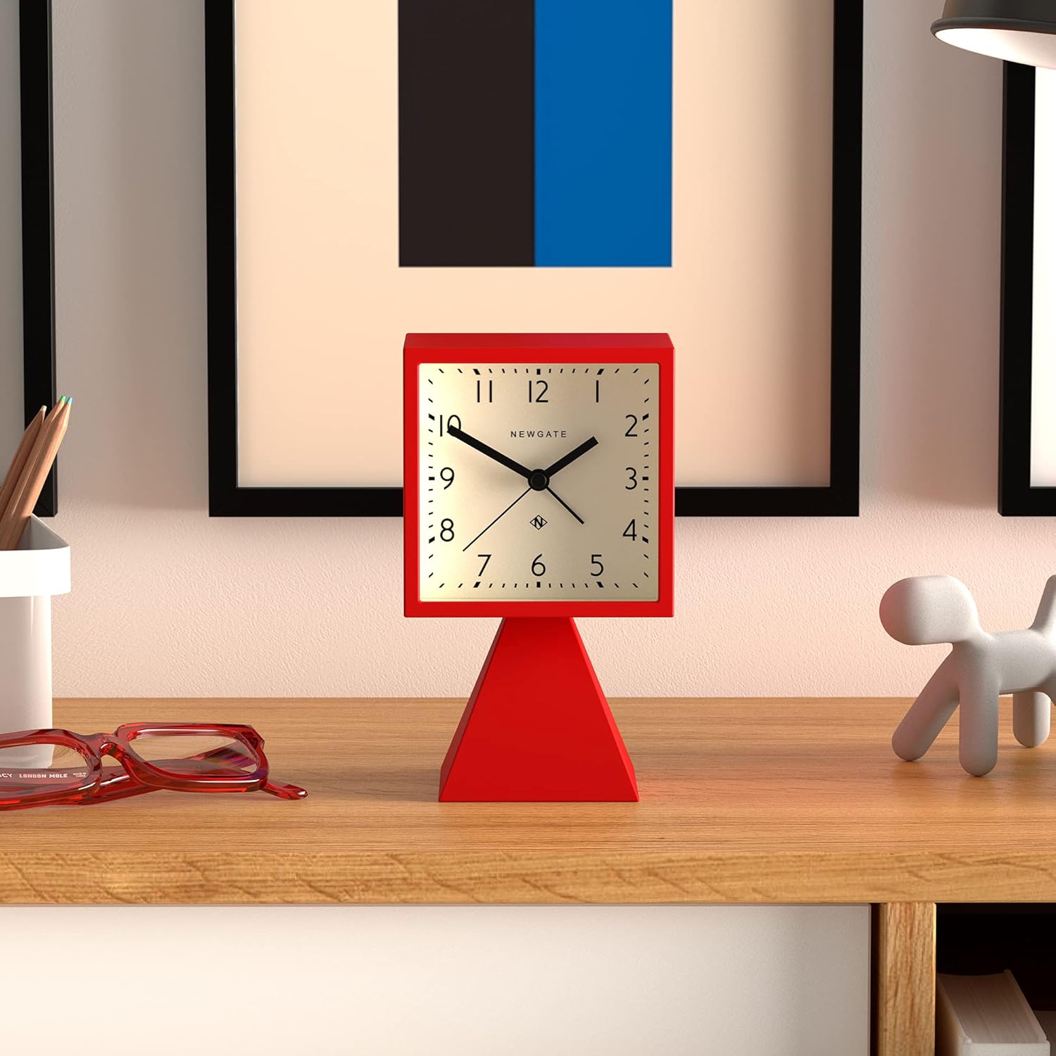 NEWGATE Brian Retro – Reloj despertador de escritorio, reloj despertador cuadrado, analógico, sin tictac, reloj despertador pequeño, esfera árabe,