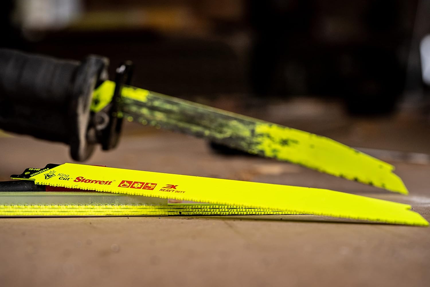 Starrett Hoja de sierra recíproca de demolición y rescate de incendios bimetálica, 6 pulgadas de largo x 34 pulgadas de ancho x 0.35 pulgadas de