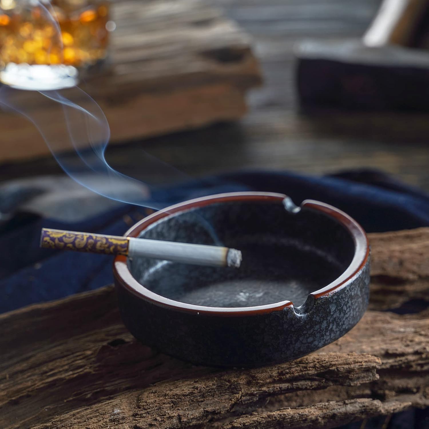 Cenicero de cerámica, cenicero casero, cenicero, cenicero de cigarrillos para uso en interiores o exteriores, cenicero de barra de café, cenicero