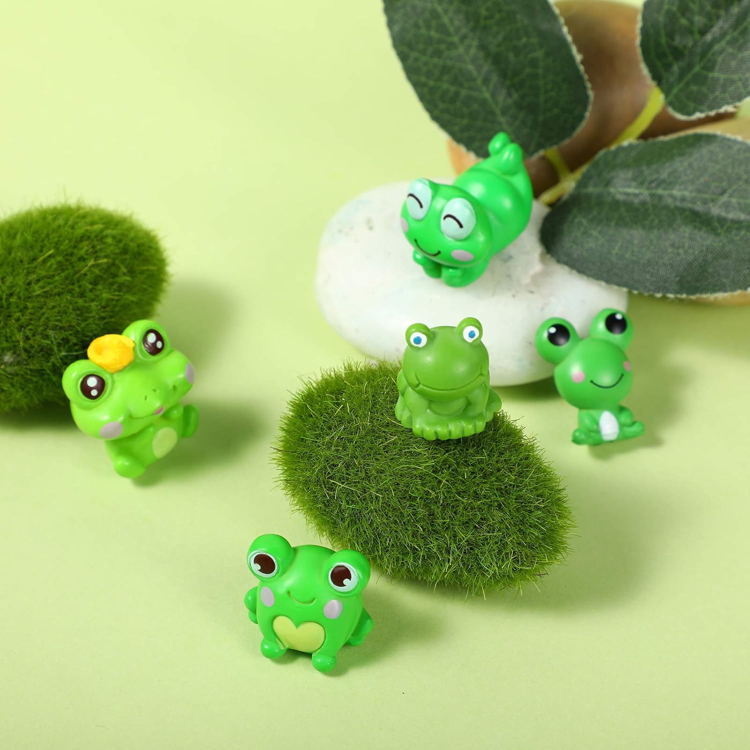 Jetec 22 piezas de figuras de animales para decoración de tartas, mini decoraciones de animales en miniatura, adornos para jardín, musgo, paisaje,