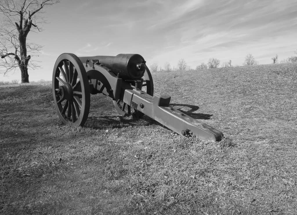 Noah Jigsaw Puzzle Civil War Cannon en Vicksburg, Mississippi. Antiguo canon de la guerra civil en el campo de batalla en Vicksburg Mississippi en
