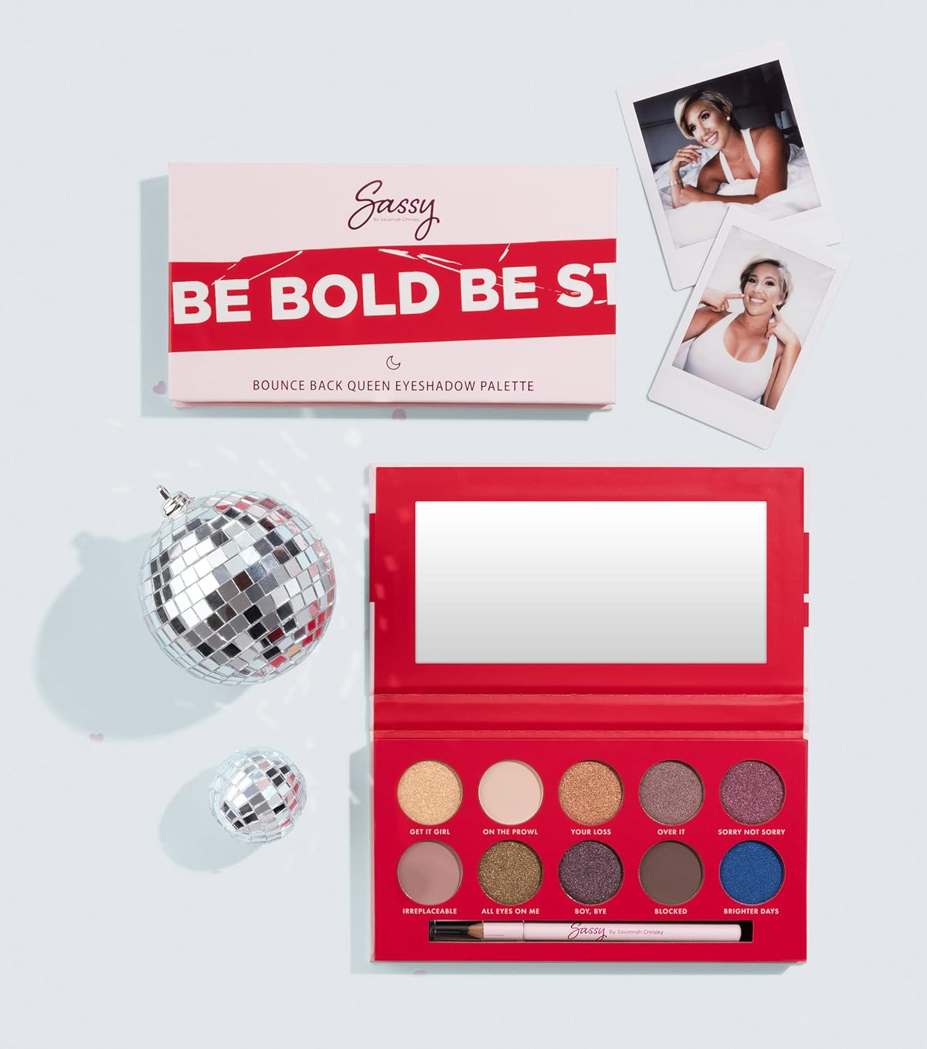 Sassy by Savannah Chrisley Bounce Back Queen Palette – Sombras de ojos pigmentadas mate y brillantes, viene con delineador de ojos negro, crea un