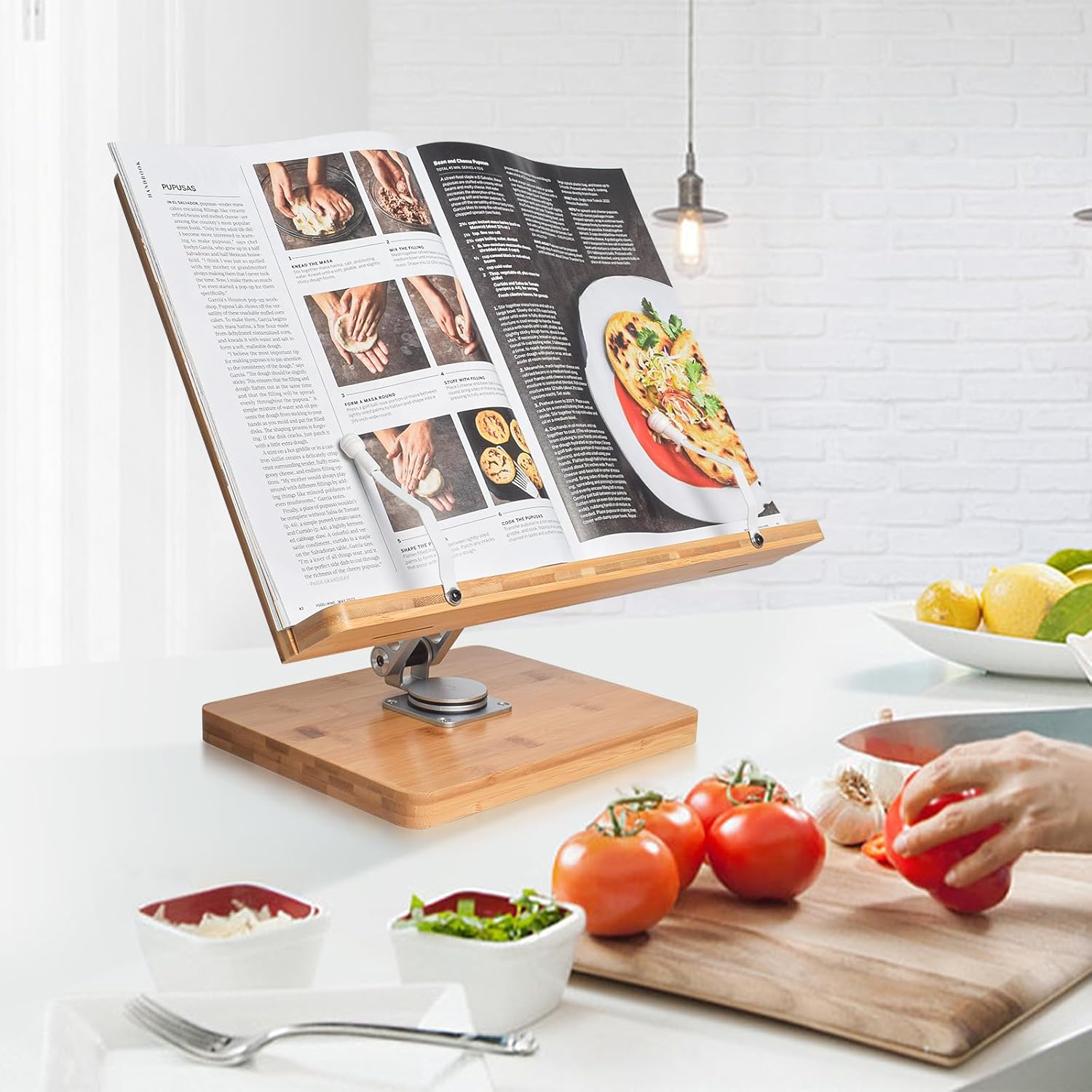 Crocqett – Soporte de libro para lectura, ajustable giratorio de 360 grados, con clips de página, soporte grande para libros de cocina, música,