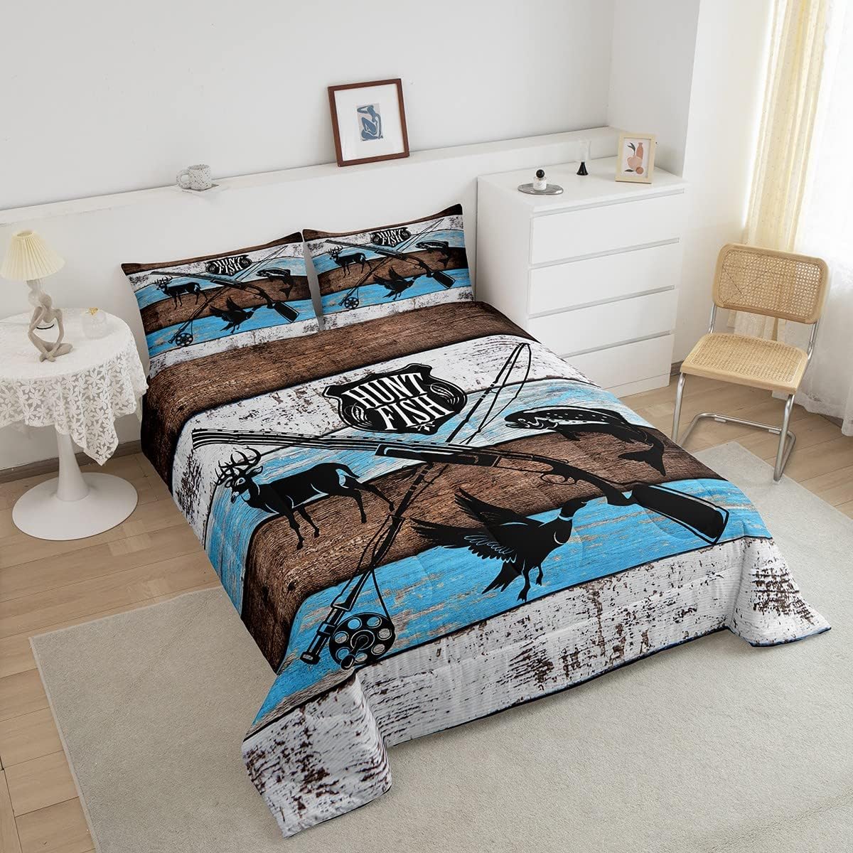 Juego de edredón tamaño Queen con temática de caza de animales de ciervos y pájaros, con 2 fundas de almohada, tablero de madera azul rústico, 3