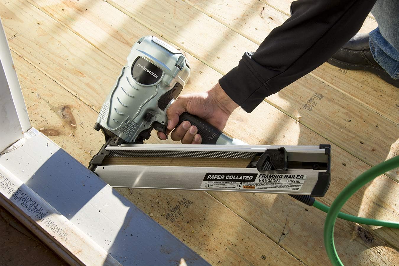 Metabo HPT Clavadora para enmarcar  Marca Pro Preferred de clavadoras neumáticas  Cargador de 30 grados  Acepta clavos de papel de 2 a 3-12 pulgadas