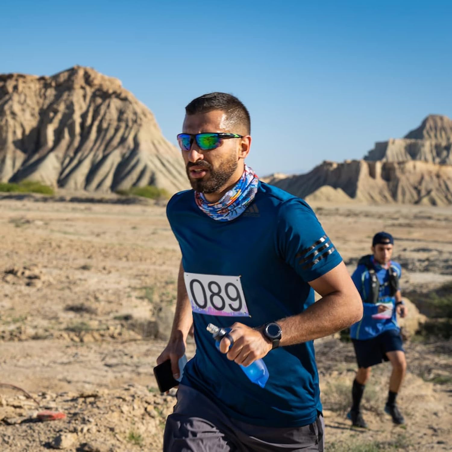 TRIWONDER Tyvek – Baberos de carreras con pasadores de seguridad, números grandes 1-500 para corredores de maratón, eventos, juegos deportivos