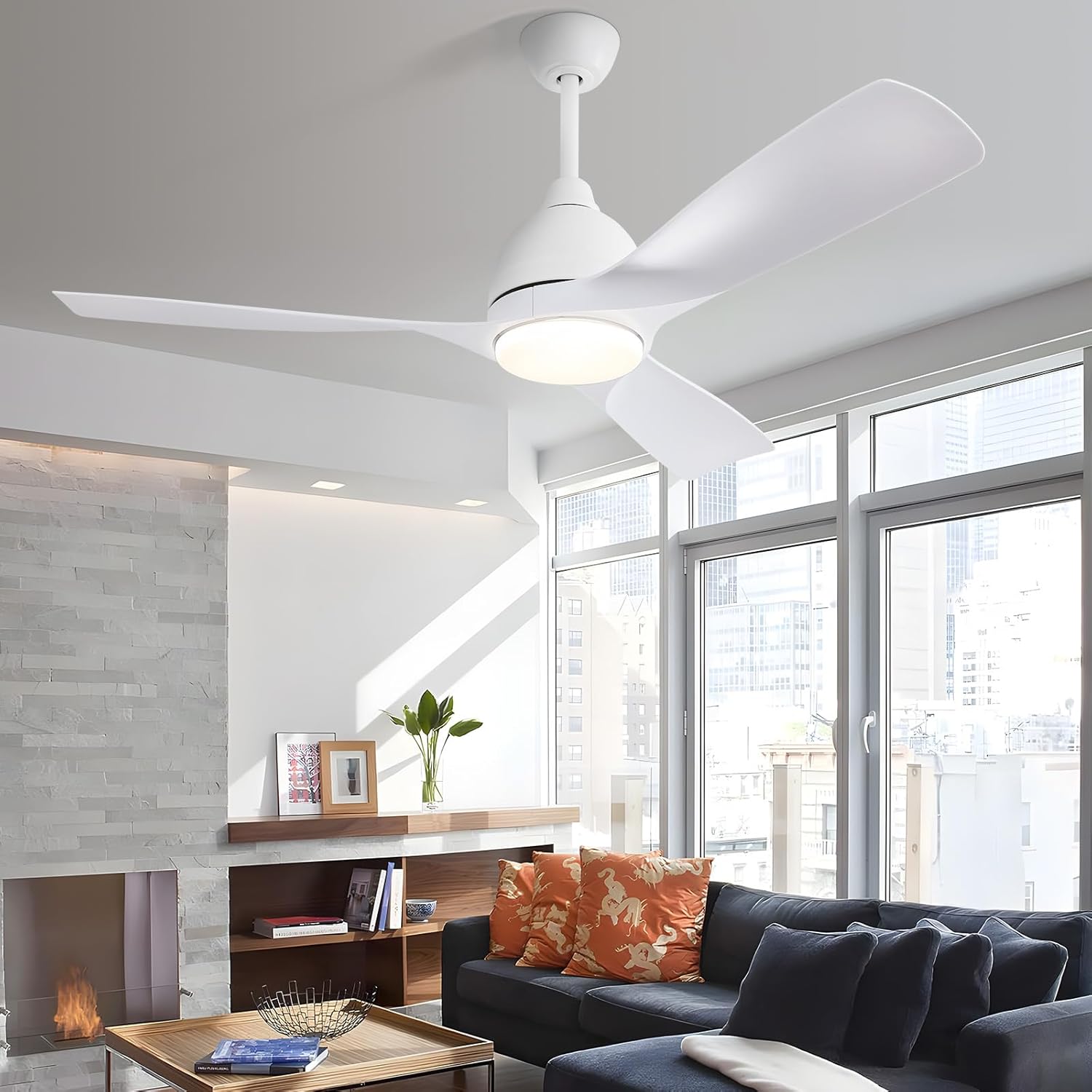 Sofucor Ventilador de techo inteligente moderno de 54 pulgadas con control remoto de luces, motor silencioso de CC de 3 aspas blancas ABS, LED
