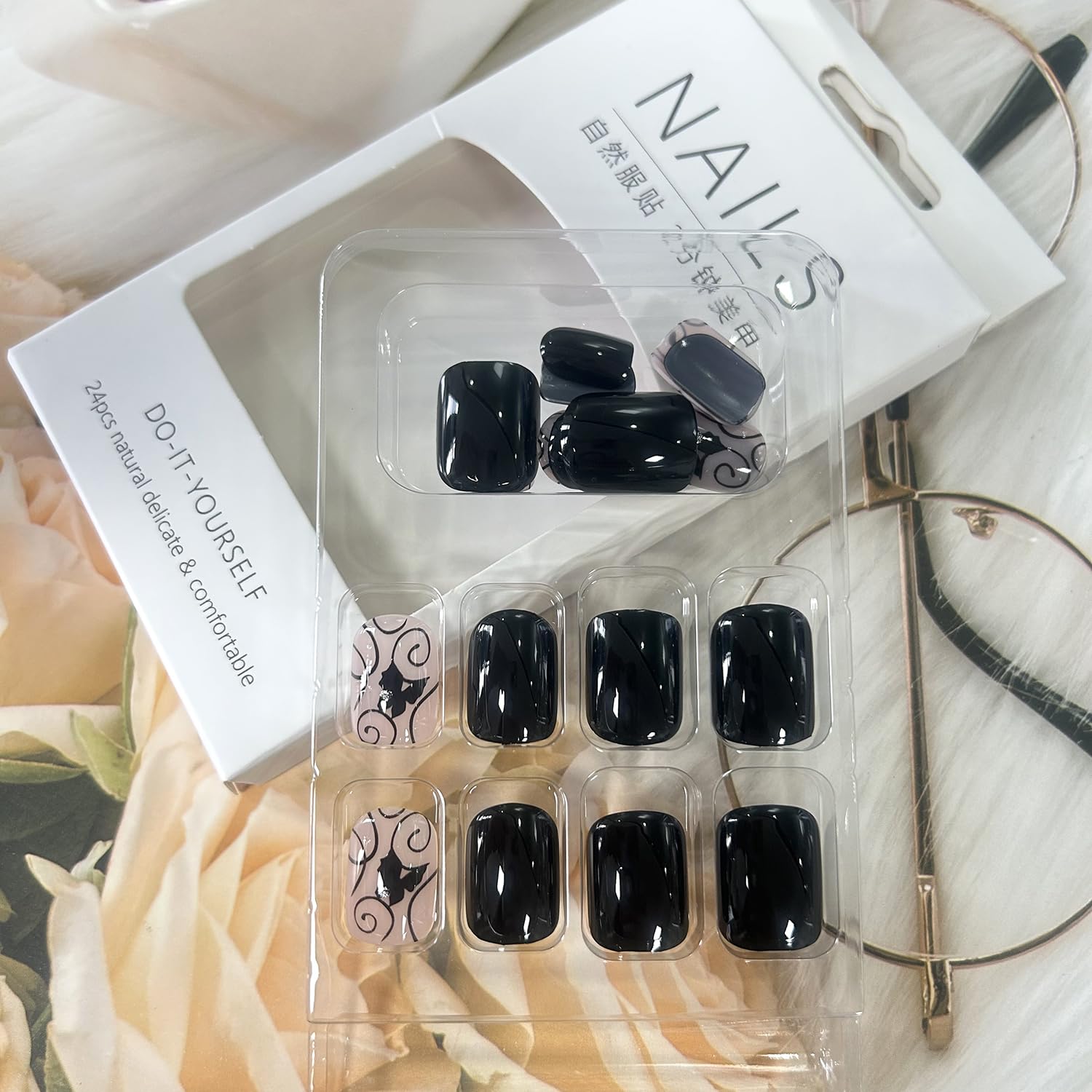 Uñas postizas acrílicas artificiales cuadradas cortas negras con diseño de mariposa de diamantes de imitación, cobertura completa, reutilizables,
