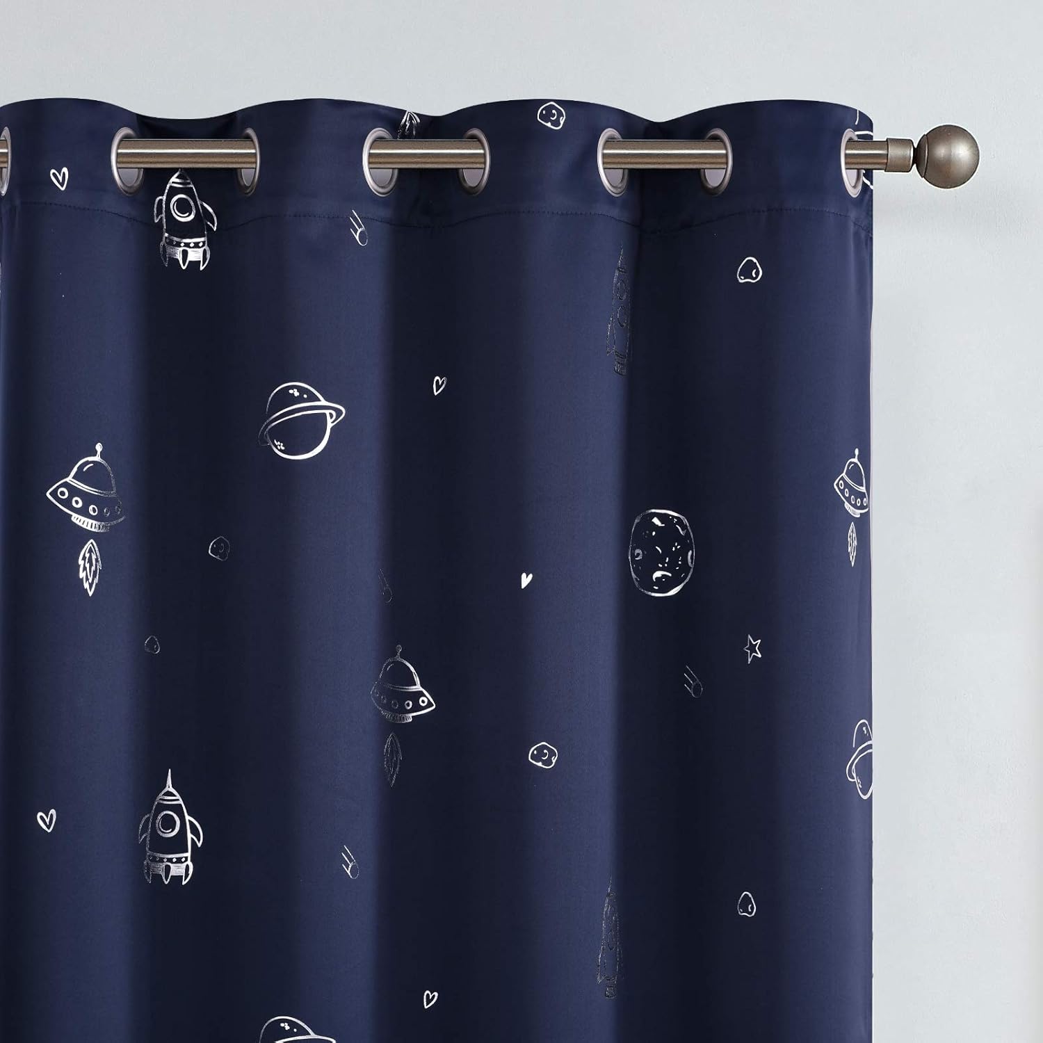 Vangao Cortinas opacas de color azul marino, cortinas espaciales para niños, guardería, habitación de niñas, estampado plateado con ojales en la