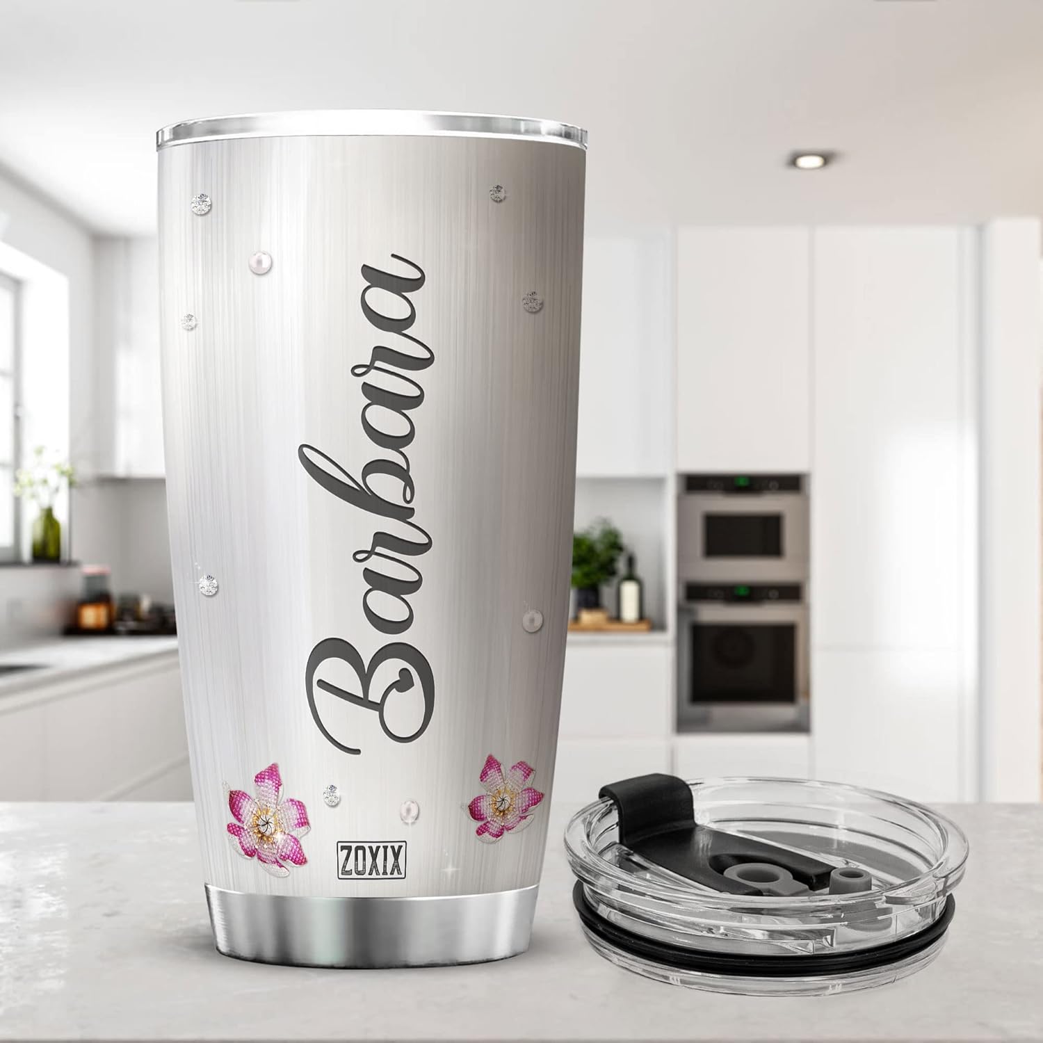 ZOXIX Vaso de colibrí personalizado con nombre, 20 onzas, estilo de joyería, floral, animal, pájaro, taza de café con tapa, regalo de cumpleaños de