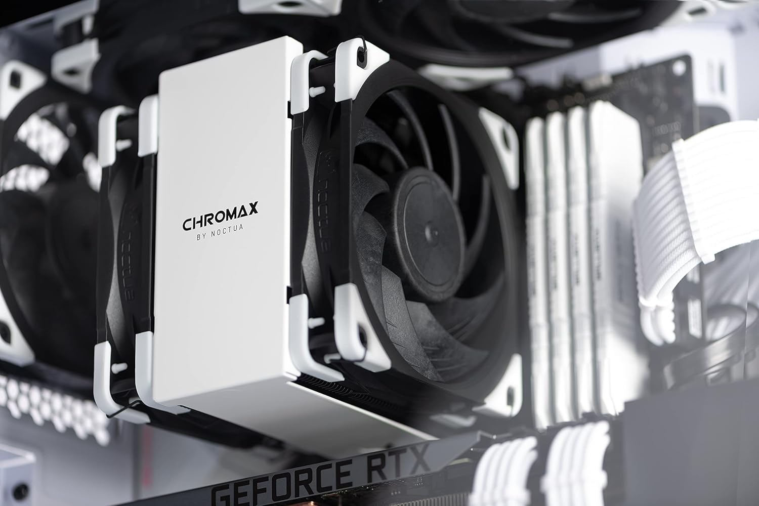 Noctua NA-HC8 chromax.Blanca, Cubierta del disipador térmico para NH-U12A (blanco)