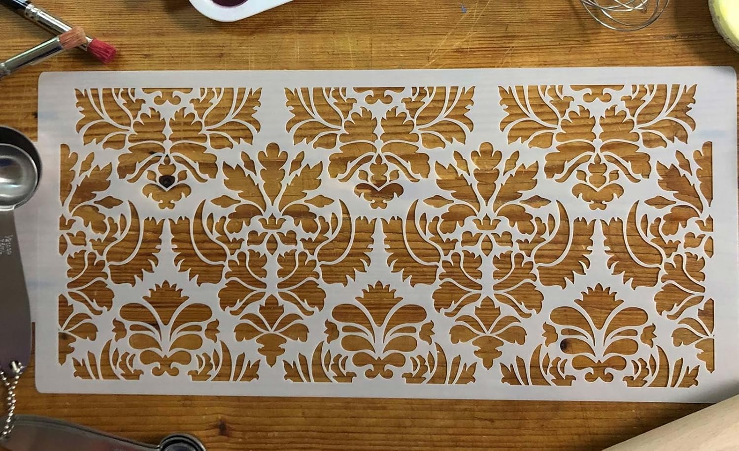 Designer Stencils C405 Damask Cake Tier 5 – Plantilla para tartas, beigesemitransparente, 3.1 x 13.5 pulgadas