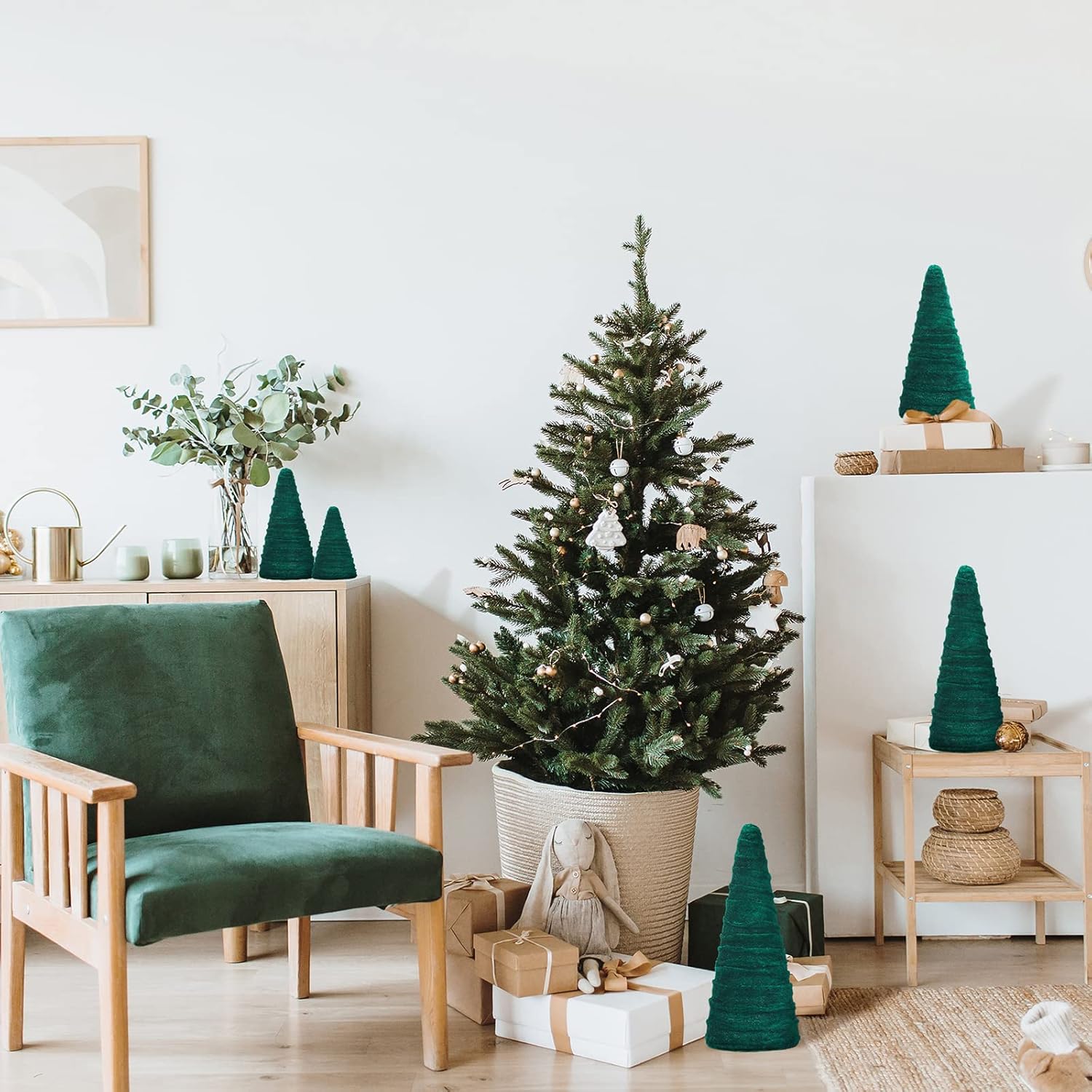 Juego de 5 tamaños de árboles de terciopelo de Navidad, decoración moderna para árbol de invierno, hecha a mano, mesa de invierno, centro de mesa,