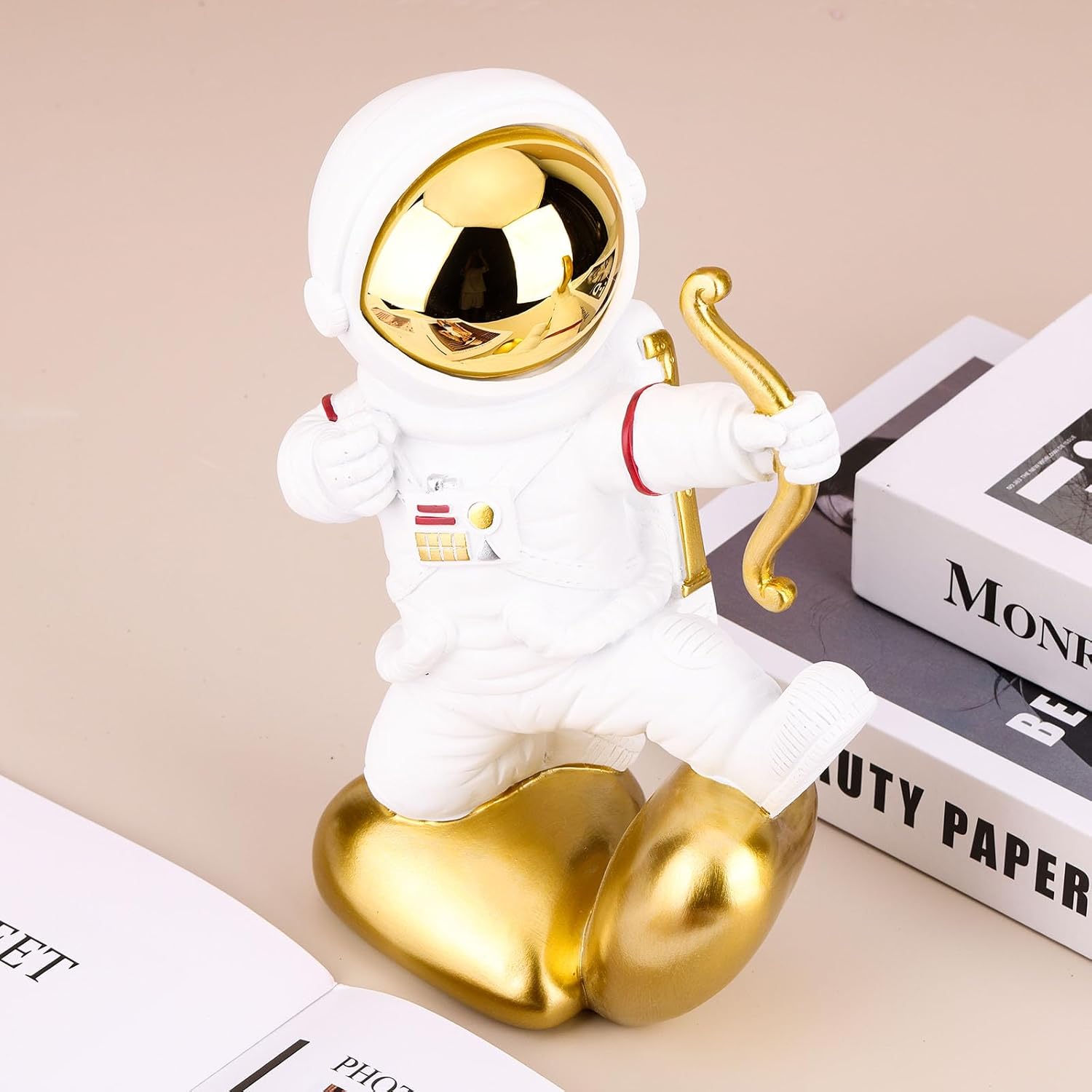 XMGZQ Decoración de astronauta, figuras y esculturas de astronauta de Cupido, figura de astronauta, decoración de dormitorio, decoración de