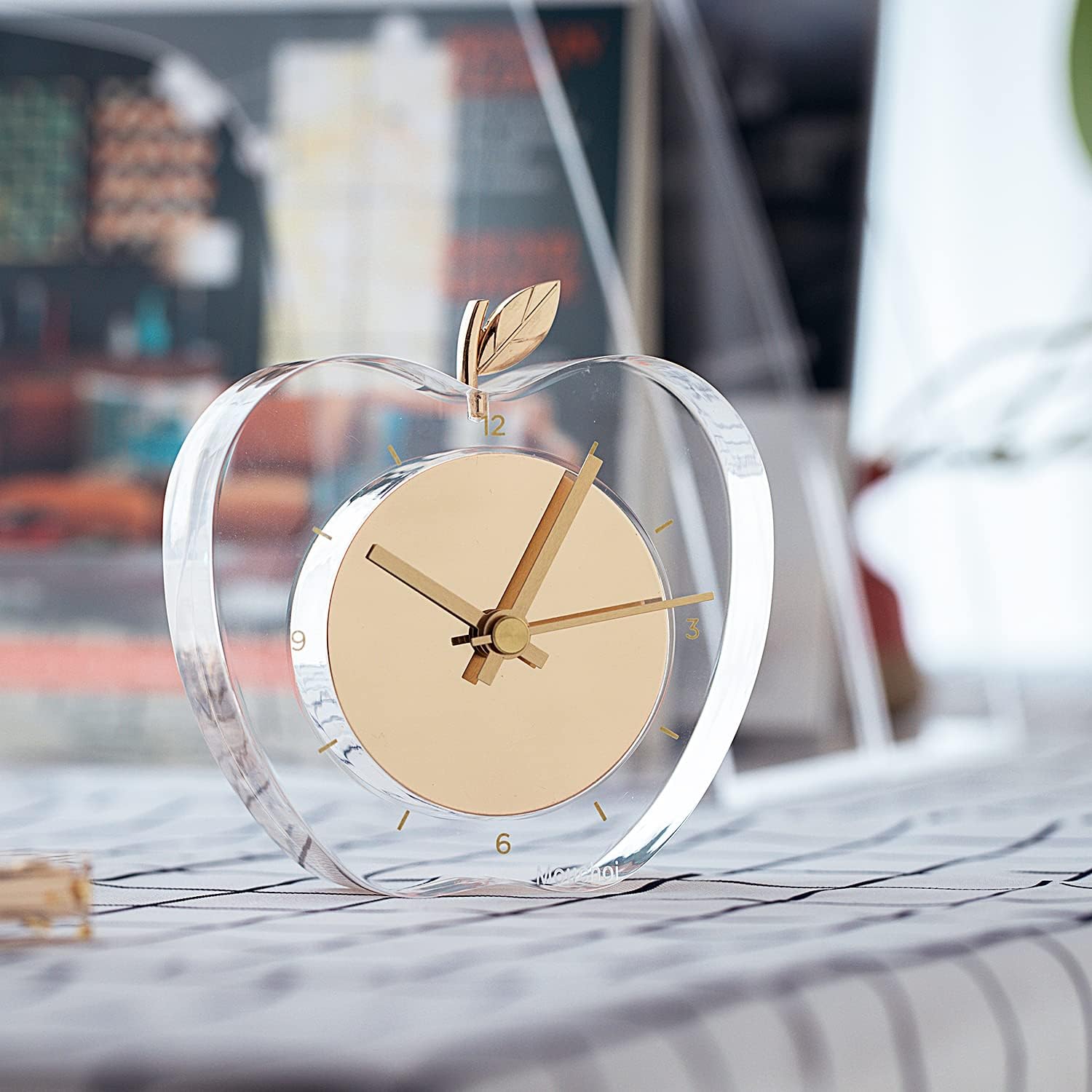 Reloj de escritorio acrílico, reloj analógico moderno, decoración de oficina en casa, marco transparentecara dorada, forma de manzana