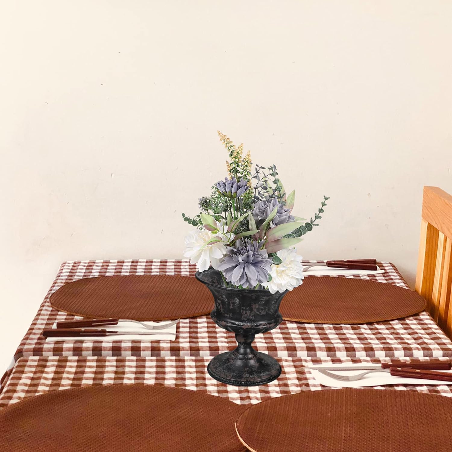 Yardwe Jarrón de urna clásica para urna, jarrón de trompeta de metal, jarrones de mesa de boda, jarrones de hierro fundido, jarrón clásico de urna