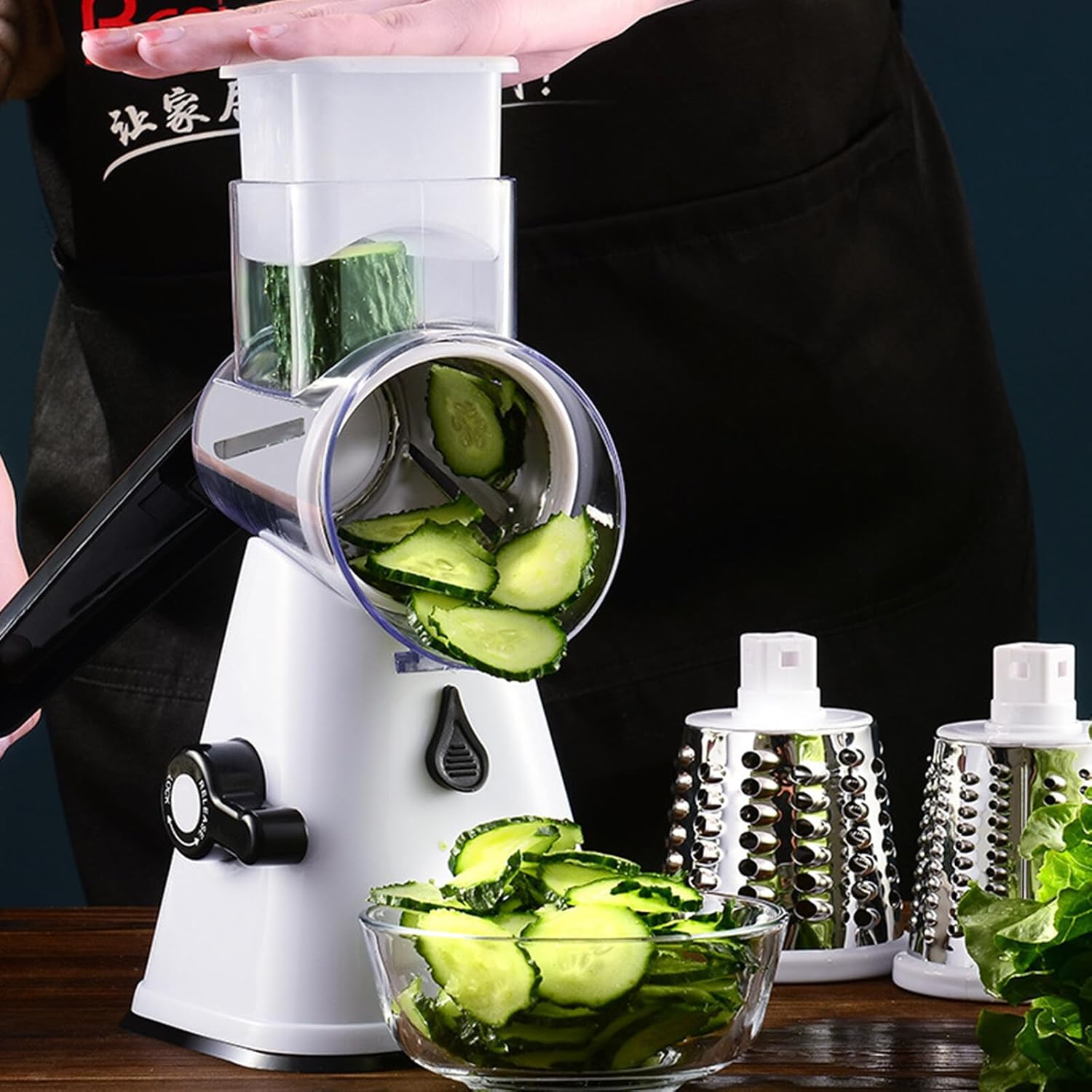 Camidy Rallador de queso giratorio de mano – 3 cuchillas de tambor intercambiables de acero inoxidable manual redondo cortador de verduras molinillo