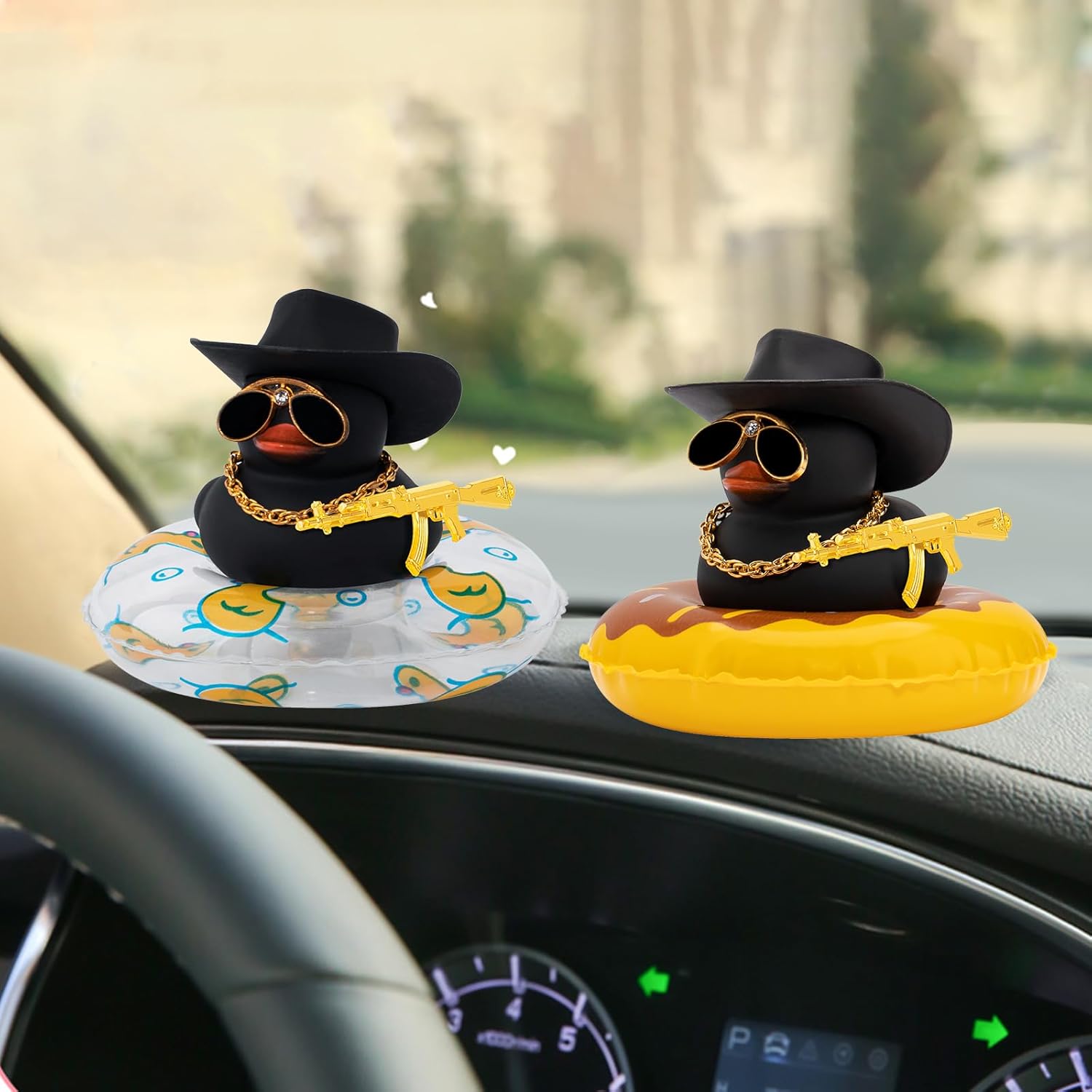 wonuu Adorno de pato de goma, para decoración de tablero de automóvil, accesorios de decoración con sombrero, anillo de natación, collar, gafas de