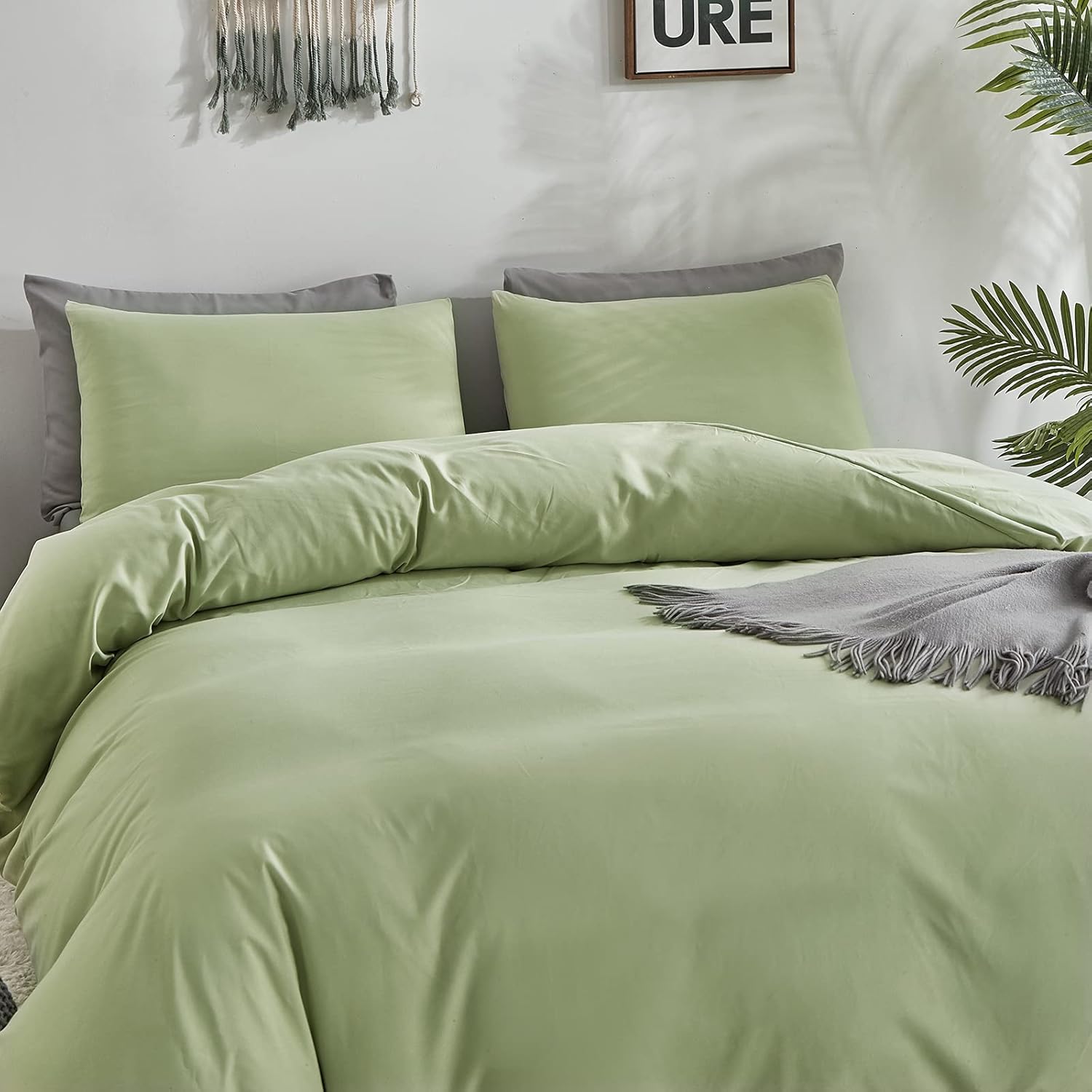CLOTHKNOW Juego de edredón verde California King, juego de ropa de cama verde salvia, juegos de ropa de cama verde claro, juegos de edredón de cama