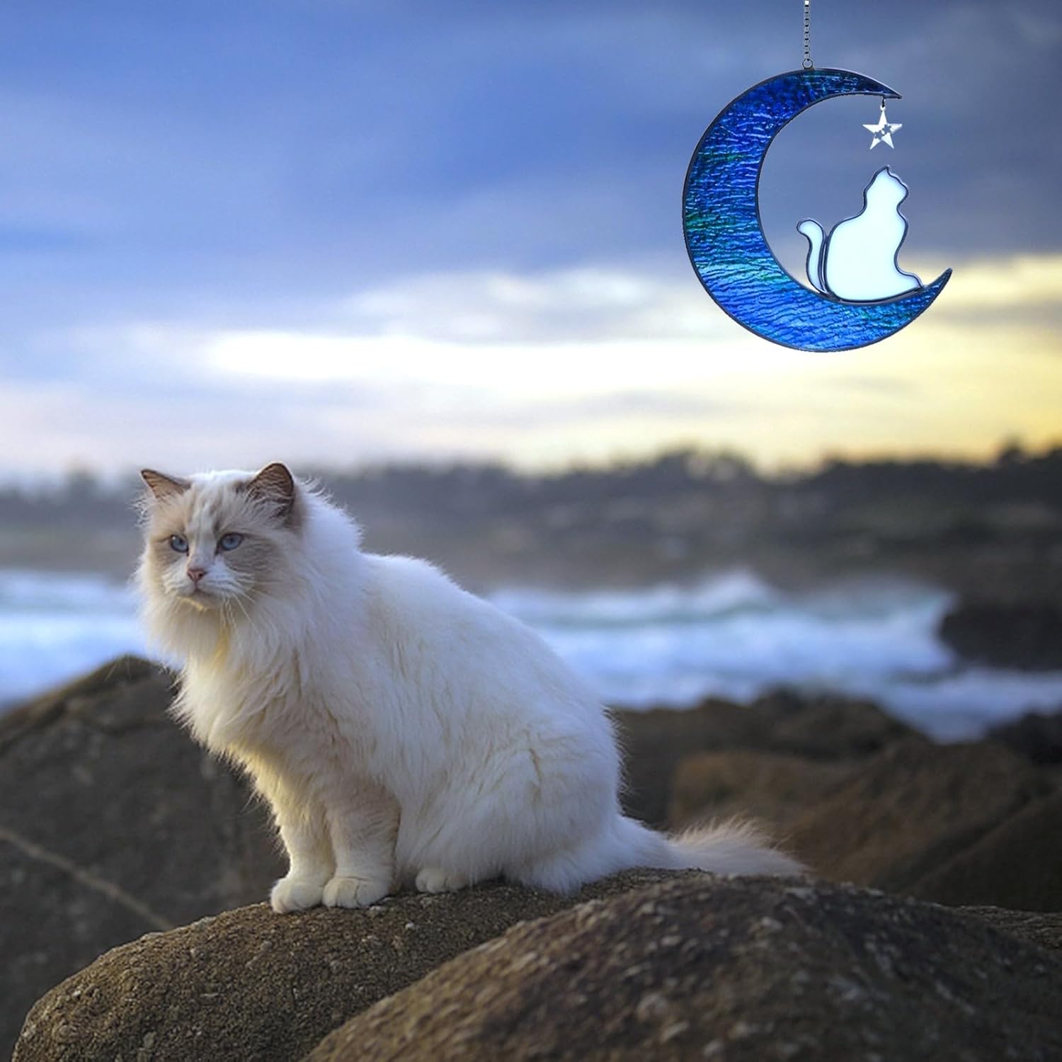 HXFRTYU Regalos conmemorativos para gatos, colgantes de vitrales de gato en luna, decoración de Halloween para gatos, regalos para amantes de los